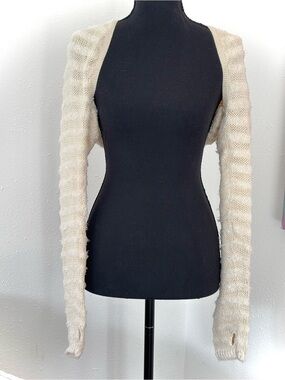 Shelly sweater shrug